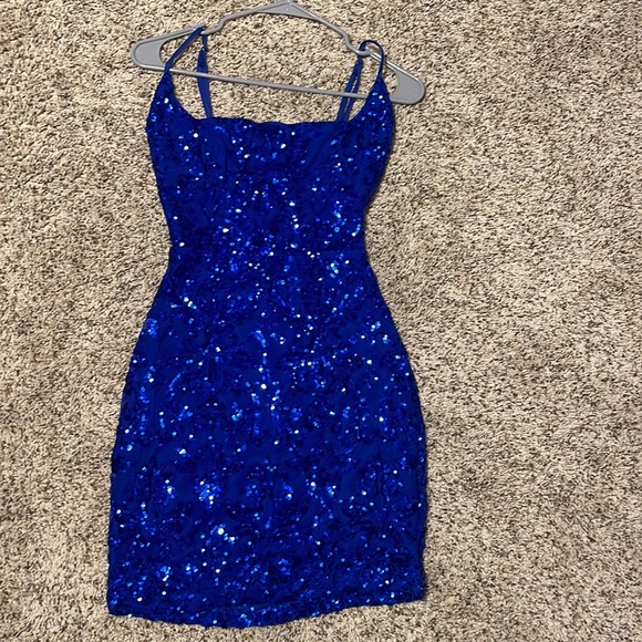 Windsor Dresses & Skirts - Windsor sequin mini blue dress